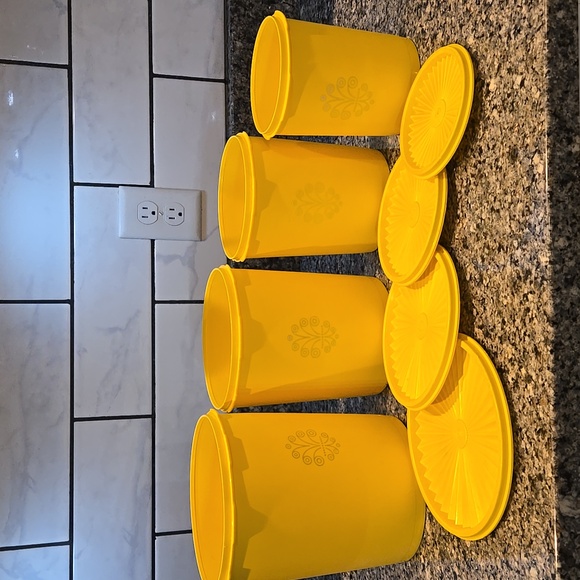 Tupperware | Kitchen | Vintage Tupperware Set Of 4 Servalier Canisters ...